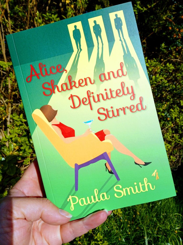Alice, Shaken and Definitely Stirred by Paula Smith #bookreview @PaulaSmith2424 @lovebooksgroup @lovebookstours