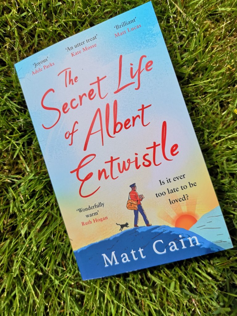 The Secret Life of Albert Entwistle by Matt Cain | #bookreview | @MattCainWriter @HeadlinePG @HeadlineFiction